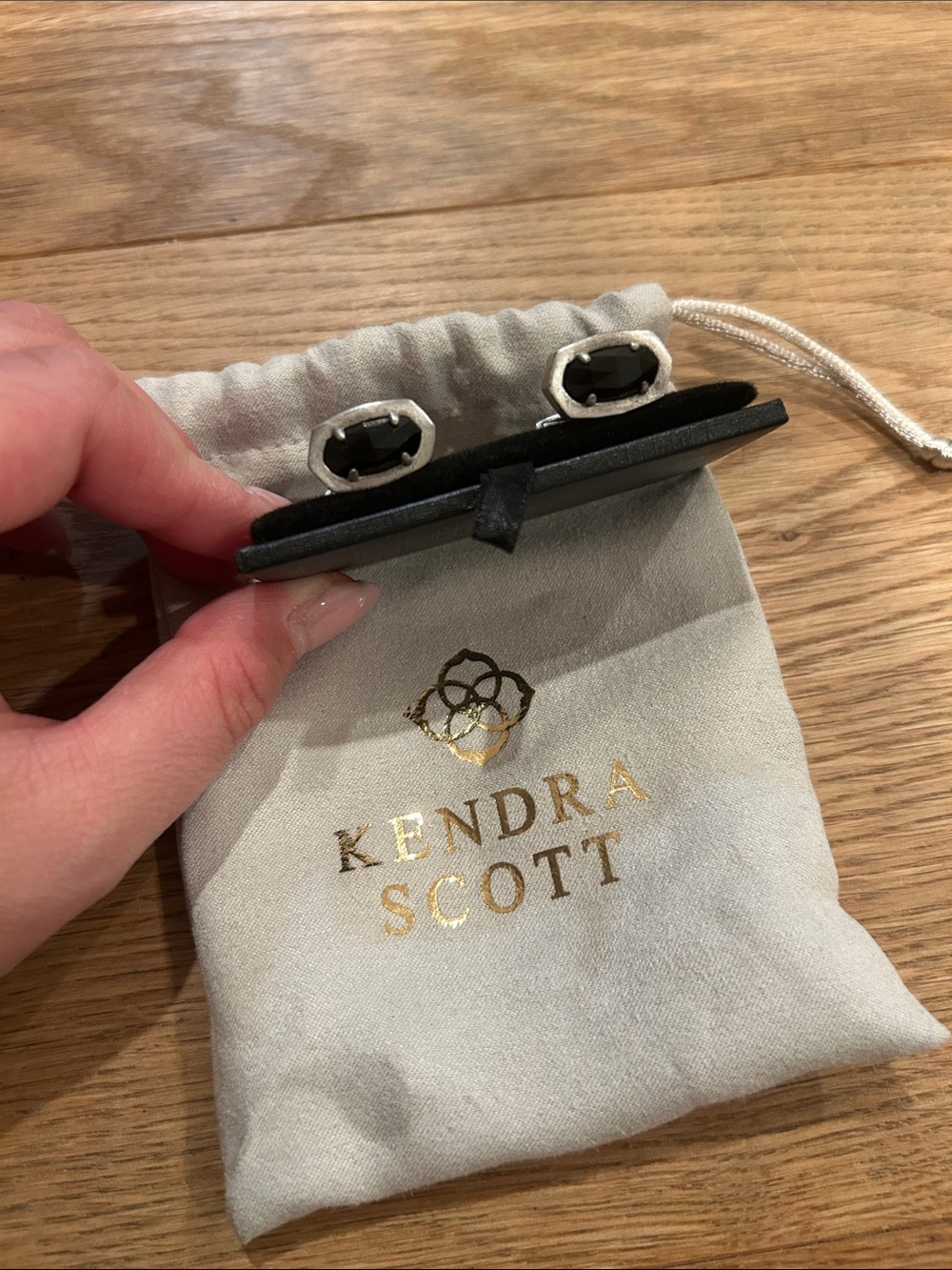Kendra Scott Black Glass Oval cuff links
